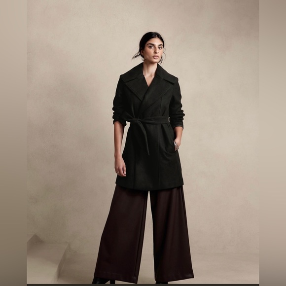 NWT Banana Republic Tie Waist Wrap Coat with Wood Hanger - Picture 4 of 13
